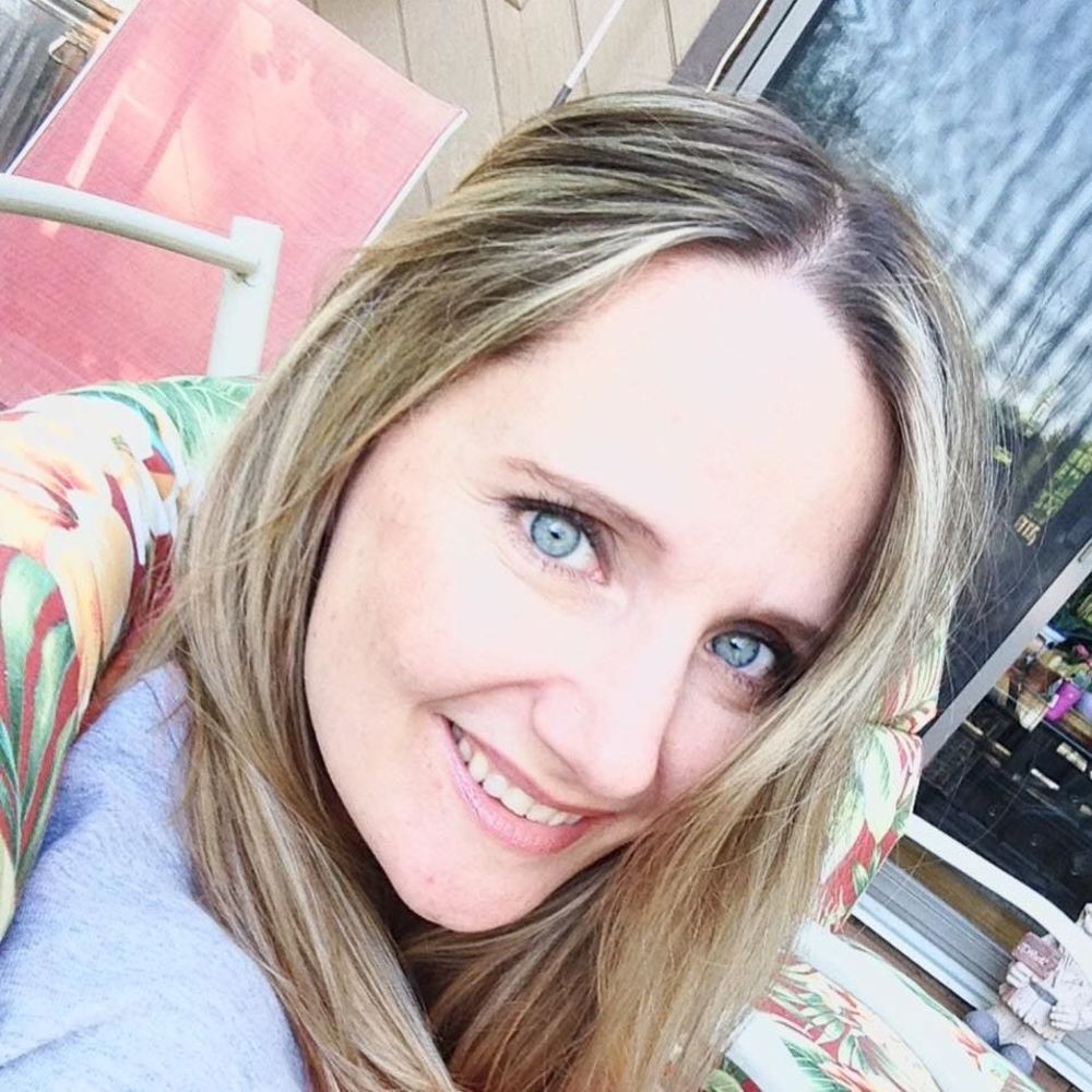 Meet your Posher, Shana